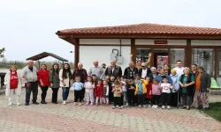 Gemlik’te Minikler Büyüklerine Sevgi Dolu Ziyaret Gerçekleştirdi!