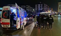 Bolu’da sokak ortasında tekmeli yumruklu kavga