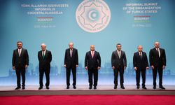 Cumhurbaşkanı Erdoğan, TDT Zirvesi'nde Liderlerle Aile Fotoğrafı Çektirdi