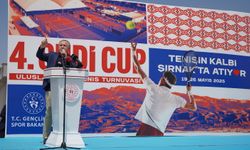 Bakan Bak: Çatışmanın olduğu dağlarda şimdi raket sesleri var