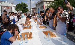 Bursa'da en uzun böreği yiyebilmek için günlerce aç kaldılar...