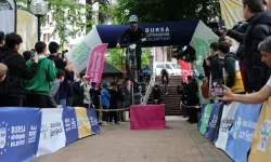 Bursa’da Türkiye’nin İlk Urban Downhill Yarışı Nefes Kesti