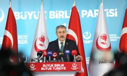 Mustafa Destici: “PKK Terör Örgütü Türkiye Sınırları İçinde Yenilgiye Uğratıldı”