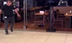 Bursa’da Alışveriş Merkezini Su Bastı, O Anlar Kamerada