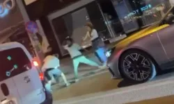 Bursa’da Gençler Caddeyi Boks Ringine Çevirdi, Yumruklar Havada Uçuştu