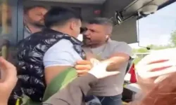 Bursa’da Lise Öğrencisi Otobüs Şoförüne “Sen Kimsin?” Diyerek Üzerine Yürüdü