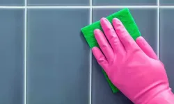 Derz Araları Neden Kısa Sürede Kir Tutar ve En Etkili Temizlik Yöntemi Nedir?