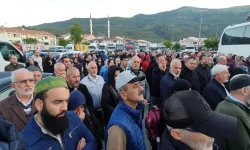 Gemlik’ten 47 Hacı Adayı, Kutsal Topraklara Dualarla Uğurlandı