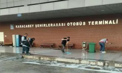 Karacabey Belediyesi'nden Terminalde Kapsamlı Temizlik Çalışması