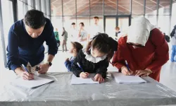 Osmangazi Tarihi Kent Koşusu’na Katılacak Sporseverler Numaralarını Aldı