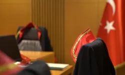 Meslekten ihraç edilen eski hâkim, sahte kimlikle adliyede yakalandı