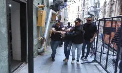 SON DAKİKA | Özgür Özel’e Yumruklu Saldırıyı Gerçekleştiren Şüpheli Gözaltına Alındı