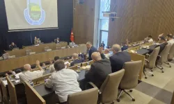 İnegöl Belediye Meclisi Mayıs Ayı Toplantısında Öğrenciler Ödüllendirildi