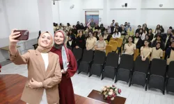 İnegöl’de Lise Öğrencilerine Sosyal Medya ve Dijital Güvenlik Semineri Verildi