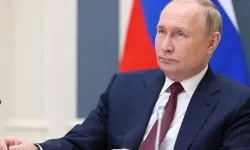 Putin’den 3’üncü Ateşkes İlanı: İstanbul’da Barış Görüşmeleri Başlıyor