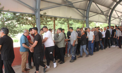 Rahatsızlanan ilkokul öğrencisi hayatını kaybetti
