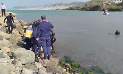 Trabzon’da Denize Giren 2 Arkadaştan 1’i Boğuldu, 1’i Yoğun Bakımda