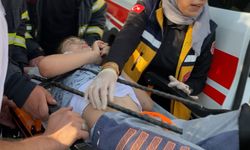 13 yaşındaki çocuk, koluna saplanan demirle hastaneye kaldırıldı