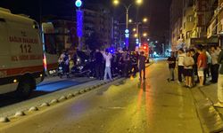 Alkollü sürücü tramvay yoluna daldı: 2 yaralı