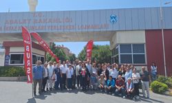 CHP İnegöl Teşkilatı Silivri'ye Gitti: İmamoğlu'nun Duruşmasına Katılarak Destek Verdiler