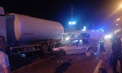 Çorum’da Karşı Şeride Geçen Otomobil, Akaryakıt Tankeriyle Çarpıştı; 1 Ölü