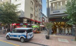 Emekli doktor evinde ölü bulundu