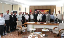 Başkan Karabatı’dan Karacabey’e Dönüşüm Sözü: “Gövdemizi Taşın Altına Koyduk”