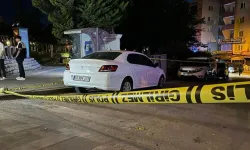 Bursa’da Gece Yarısı Silahlı Saldırı: Park Halindeki Araç Kurşunlandı