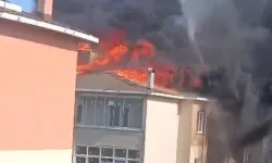 Silivri’de 5 Katlı Binanın Çatısında Yangın Çıktı