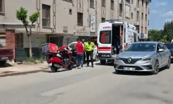 İnegöl'de Kurye Kaza Yaptı! Hastanelik Oldu