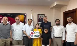 İnegöl’de Siyer-i Nebi Bilgi Yarışmasında Dereceye Giren Öğrenciler Ödüllerini Aldı