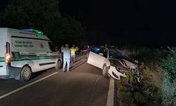 Otomobil ile çarpışan motosikletteki 2 kişi hayatını kaybetti