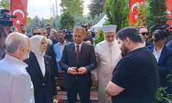 15 Temmuz Şehitleri Karşıyaka Mezarlığı'nda Anıldı: İki Bakan Törene Katıldı
