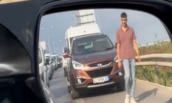 Bursa'da Emniyet Şeridinde Kural Tanımazlara Ders Gibi Yürüyüş!