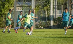 Bursaspor sezonu taraftarıyla açtı