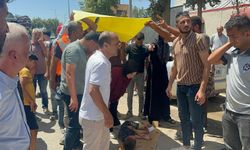 Kaza yerinde inşaat işçilerinden örnek davranış