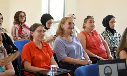 Osmangazi’de Kadınlara Özel Buluşmada Sağlık ve Hijyen Eğitimi Verildi