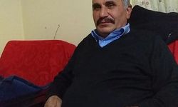 Tabancayı kurcalarken kazara kendisini vurdu