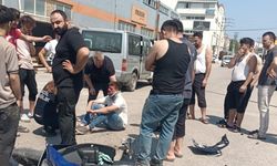İnegöl’de Kamyonet ile Motosiklet Çarpıştı: 18 Yaşındaki Sürücü Yaralandı