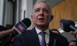 Eski Devlet Başkanı Uribe, 12 yıl ev hapsine mahkum edildi