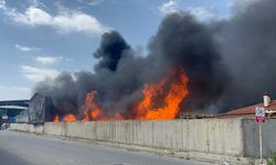 Eskişehir’de 3 Fabrikada Yangın: İtfaiye Seferber Oldu