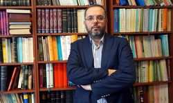 Erhan Afyoncu Kimdir?