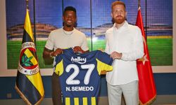 Fenerbahçe, Nelson Semedo'yu renklerine bağladı