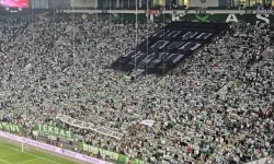 Bursaspor-Eskişehirspor Maçı Öncesinde Orman Şehitleri İçin Saygı Duruşu