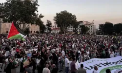 İstanbul’da “Gazze’ye Umut Işığı Ol” Yürüyüşünde Binler Ayasofya’ya Yürüdü