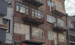 İnegöl’de Deprem Güvenliği İçin Riskli Bina Yıkılıyor