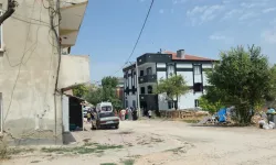 İnegöl’de 17 Yaşındaki Genç Kız Çatıdan Düşerek Ağır Yaralandı