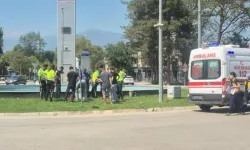 İnegöl’de Süs Havuzuna Düşen Alkollü Şahıs Polis Tarafından Kurtarıldı