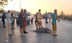 Kuşadası'nda otomobil ile motosiklet kafa kafaya çarpıştı: 1 ölü