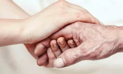Palyatif Bakım Nedir? Uygulama Yöntemleri ve Hayat Kalitesine Katkıları